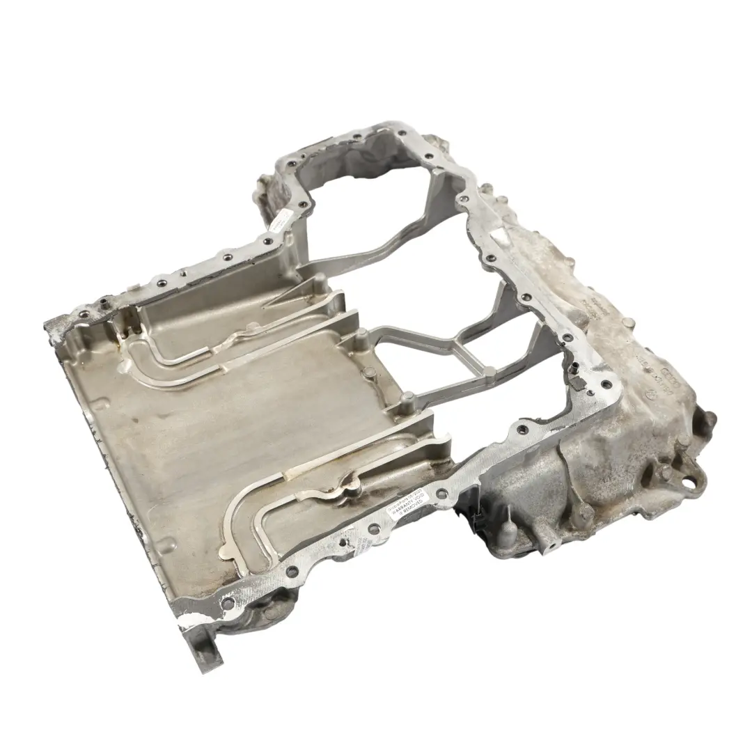 Coppa Dell'Olio Parte Superiore Motore Benzina 3.0 TFSI Audi A4 S4 B9 - SKU 06M103805M - Numero di parte 06M103805M