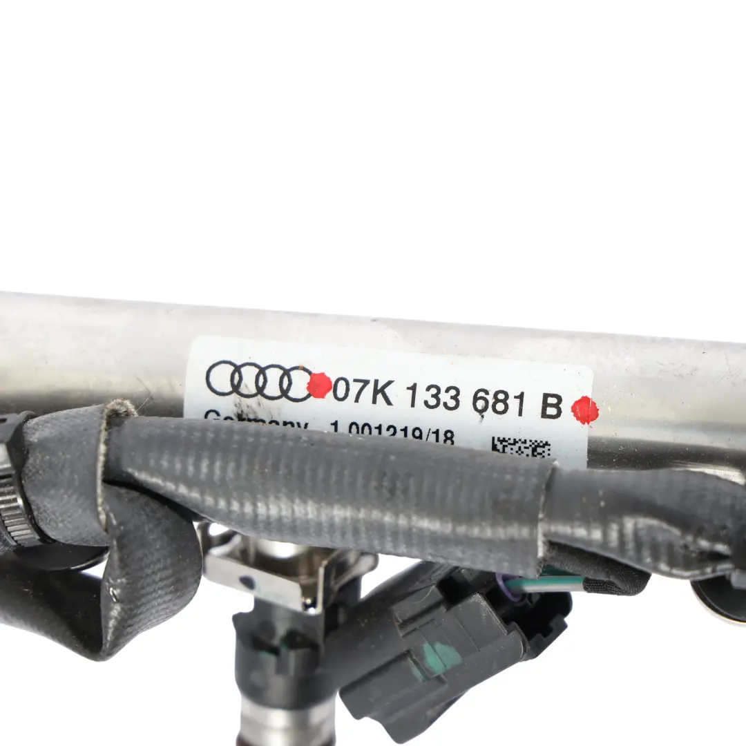 Kraftstoffeinspritzdüsen Einspritzleitung 2.5 TFSI Audi RS3 8V - SKU 07K133681B - Teilenummer 07K133681B