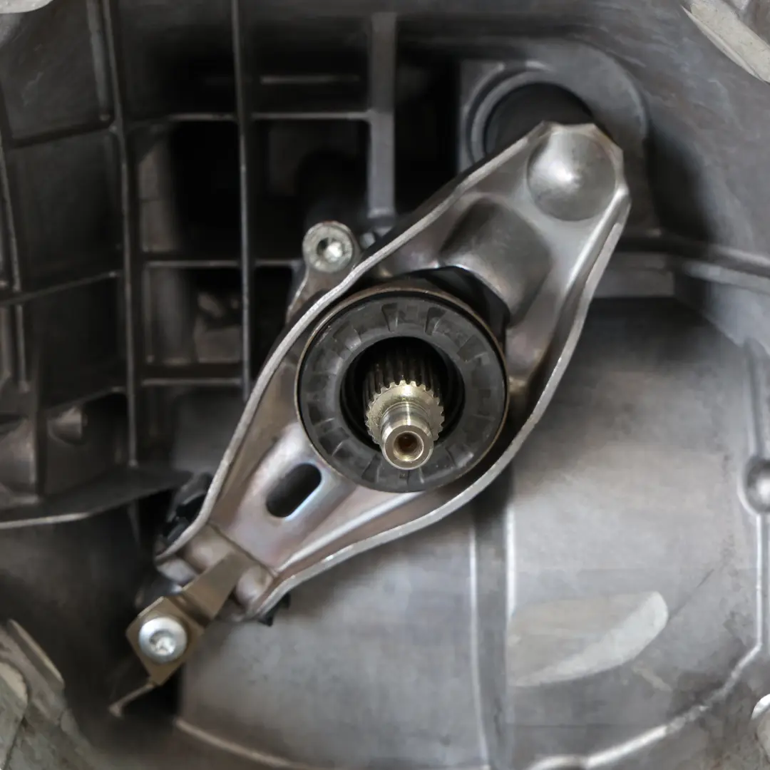 Audi A4 B7 2.7 TDI BPP Diesel Caja Manual 6 Velocidades JME 0A2300040N GARANTIA