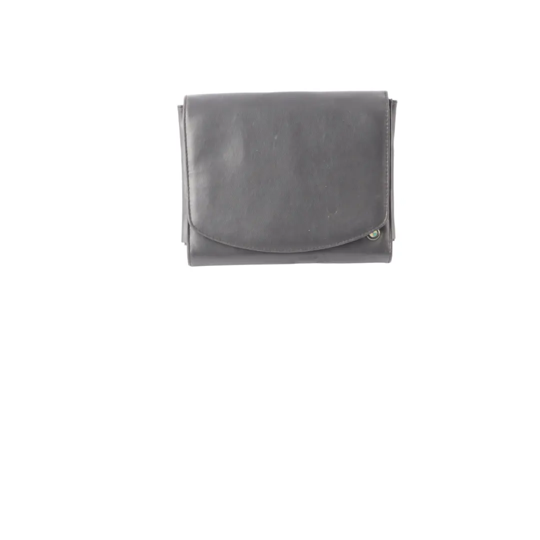 Service Booklet Owner's Handbook Instructions Pouch Case Wallet BMW E90 E91 - SKU 2600266-4 - Part number 2600266