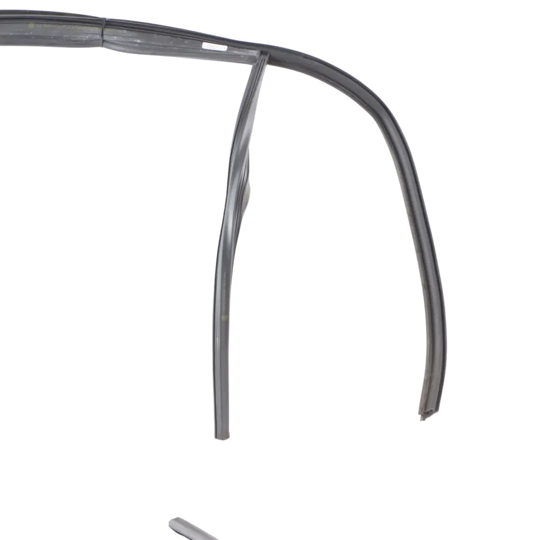 Volkswagen Golf 6 Window Seal Door Rear Right O/S Sealing Gasket 5K6839432E