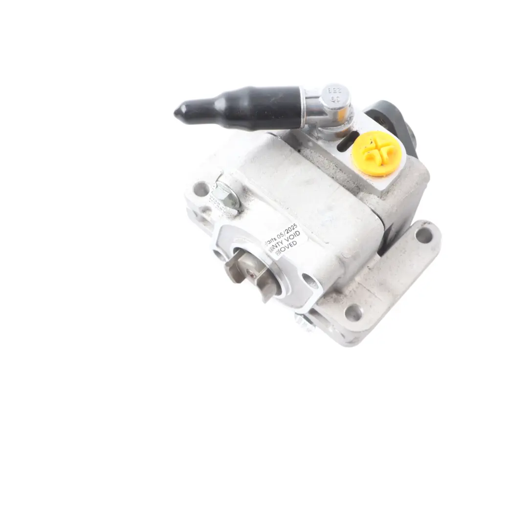 Water Pump BMW E81 E87 E90 E91 Petrol N45 N46 Power Steering Pump TAIWAN