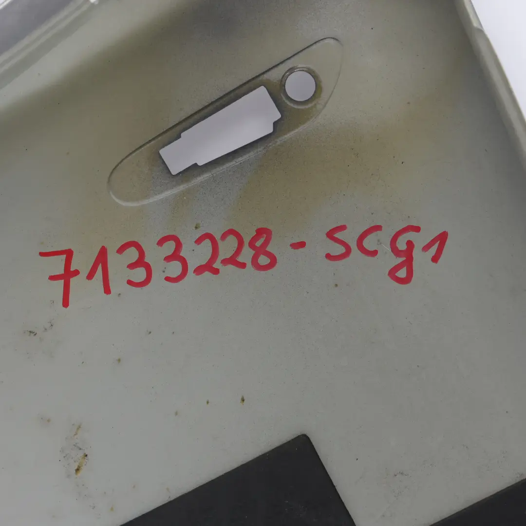 Seitenverkleidung BMW E81 E87 Kotflügel vorne rechts Spacegrau - A52  - SKU 7133228-SCG1 - Teilenummer 7133228
