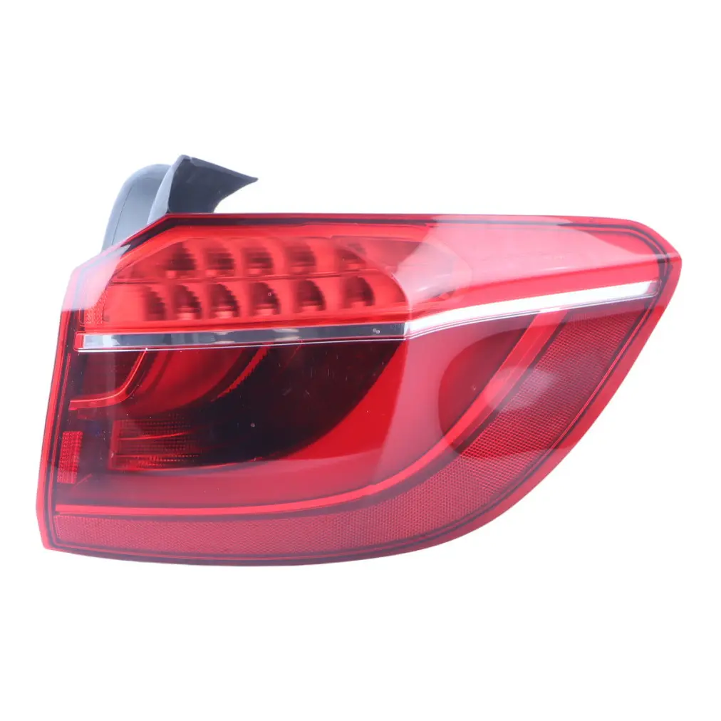 BMW X6 F16 Rear Outer Lamp Light In Side Panel Right O/S 7314860