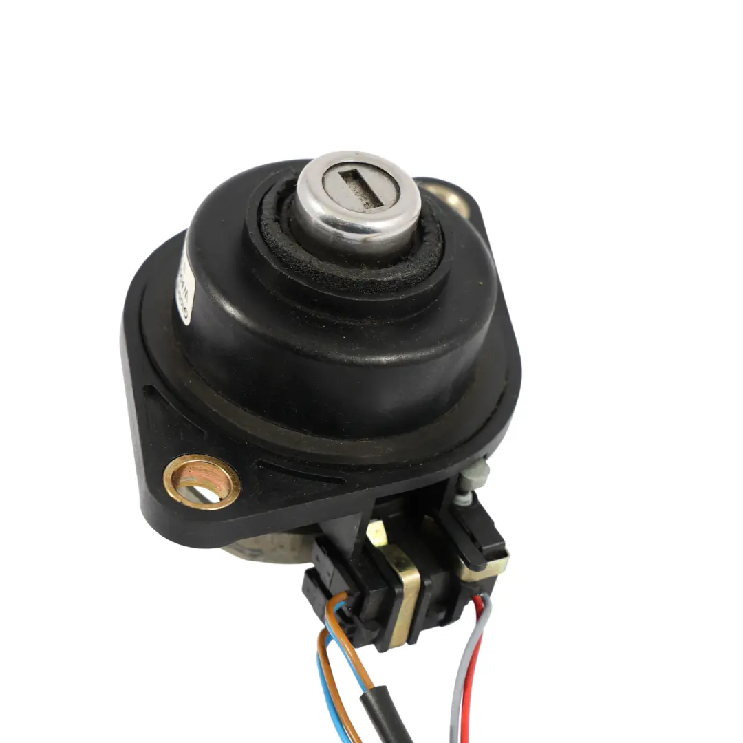 BMW E38 Zatrzask Zamek Pokrywy Bagażnika Tylny 8166688