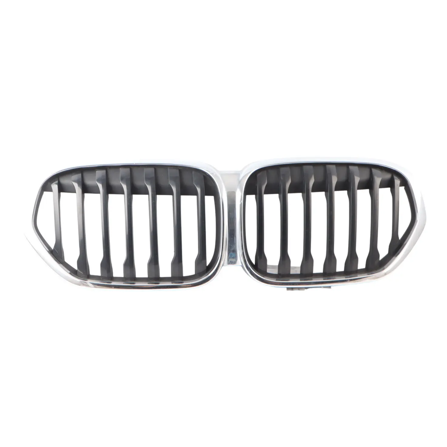 BMW X1 F48 LCI Front Bumper Centre Grille Kidney Trim Panel 8493450 Chrome