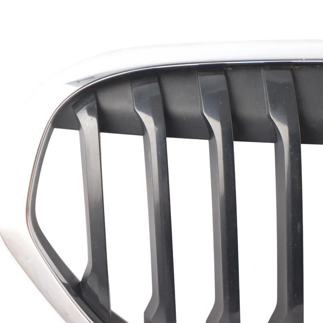 BMW X1 F48 LCI Front Bumper Centre Grille Kidney Trim Panel 8493450 Chrome