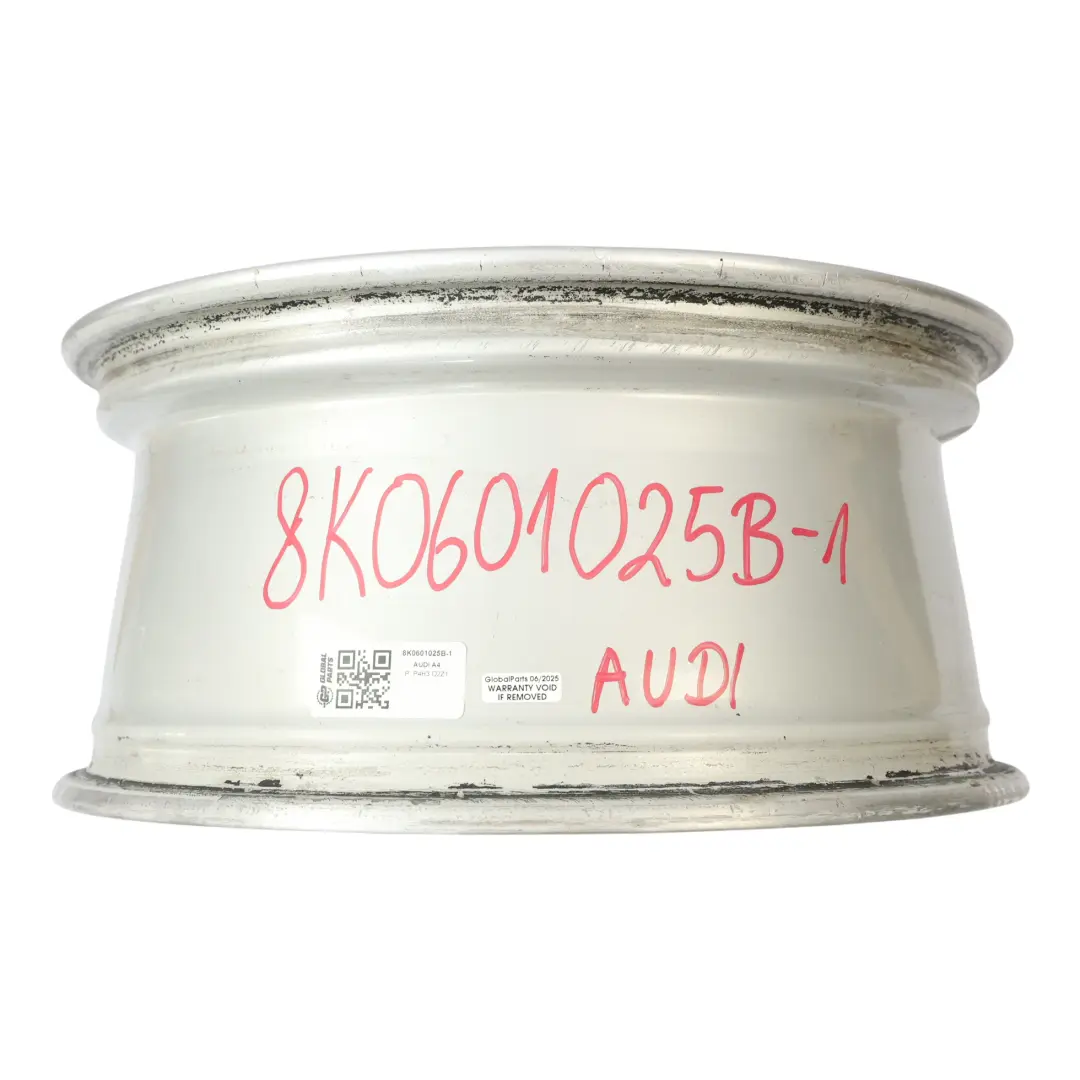 Jante argentée en alliage 17" ET:45 7,5J Audi A4 B8 A5 8T - SKU 8K0601025B-1 - Numéro de pièce 8K0601025B