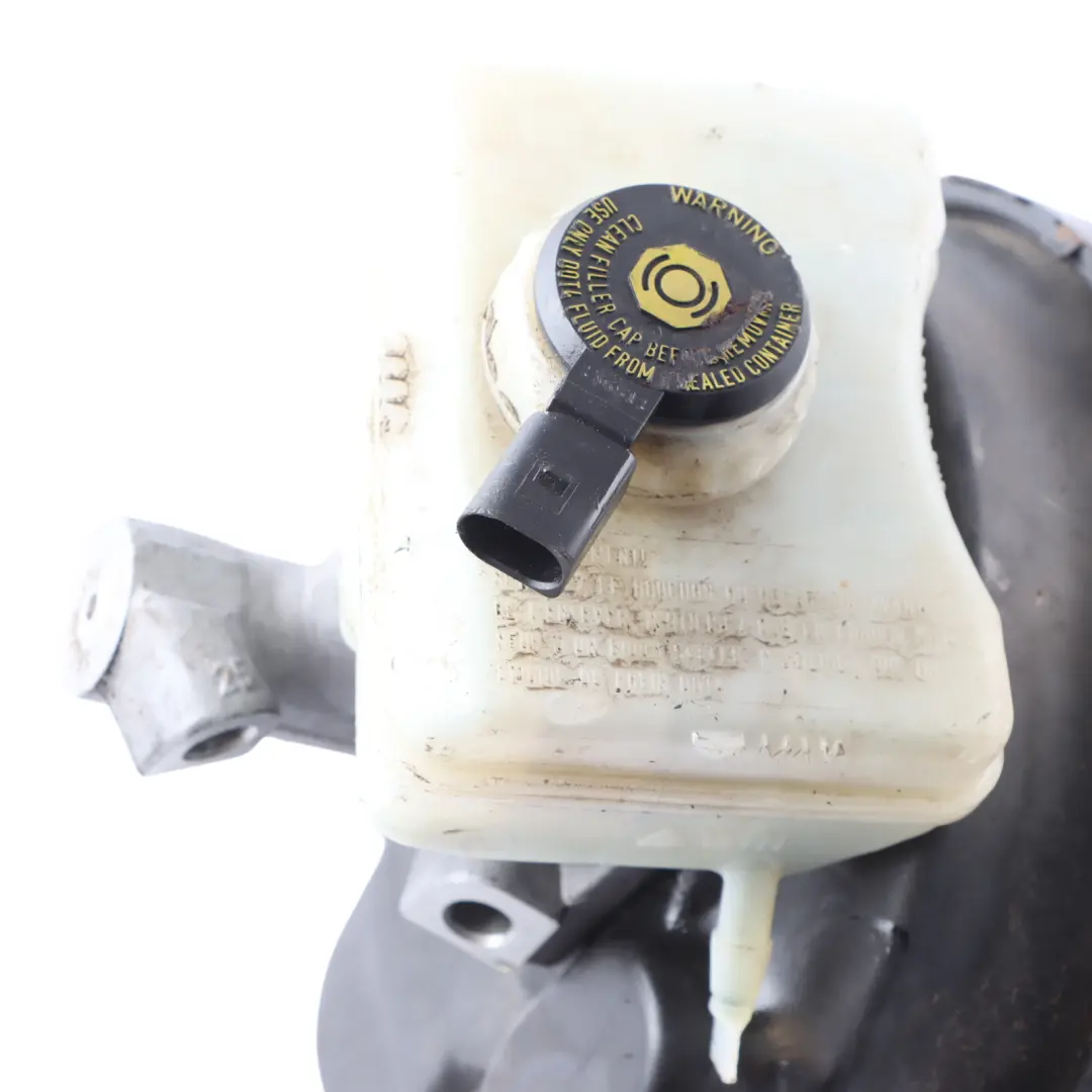 Audi Q5 8R Brake Master Cylinder Servo 8R0612103D 