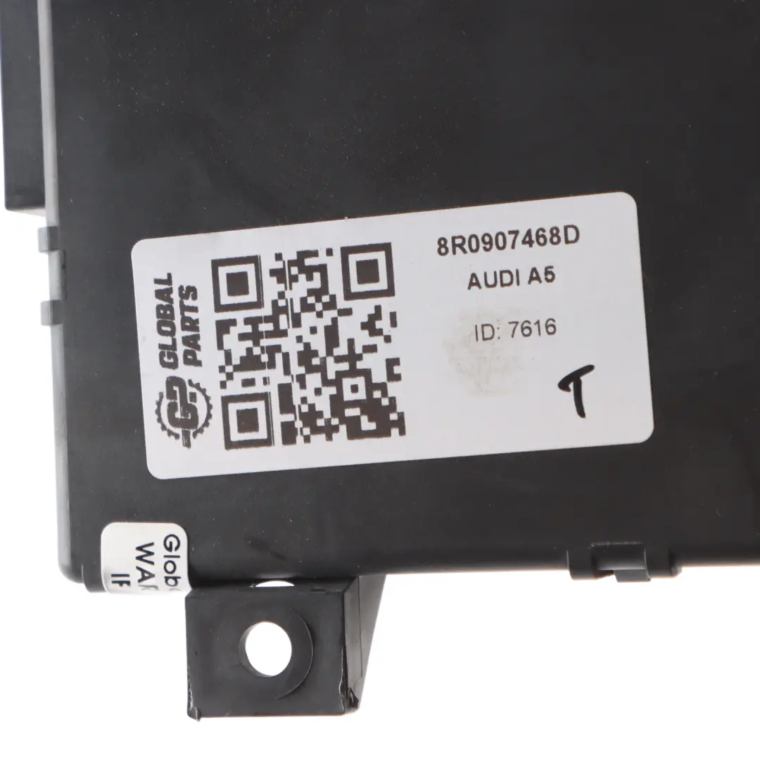Audi A5 8T 3.0 TDI Gateway Control Module Unit ECU 8R0907468D