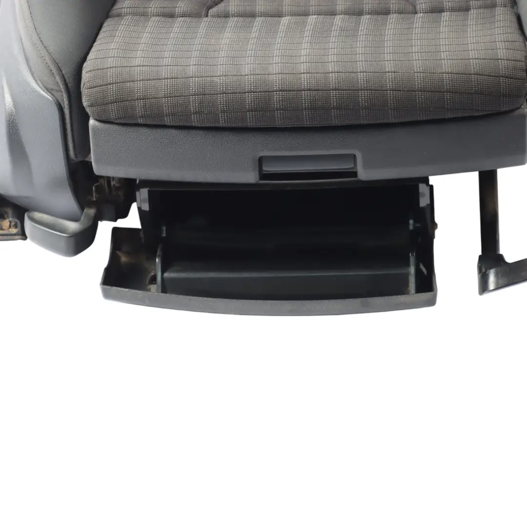 Audi A3 8V Sportback Front Sport Seat Right O/S Cloth Black Silver