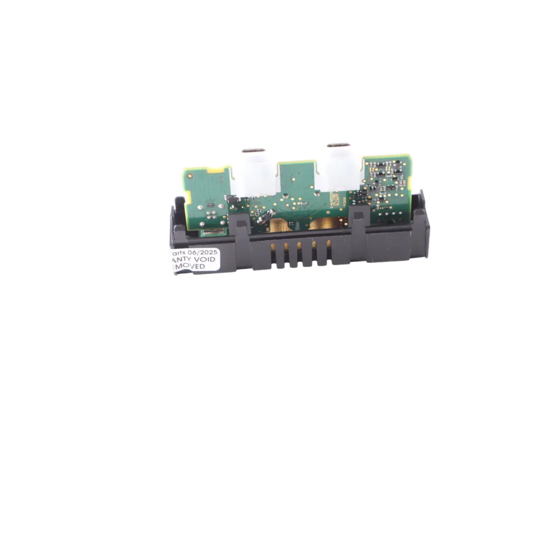 Audi Q2 GA USB Port Type-C Socket Plug Input Connection 8Y0035736