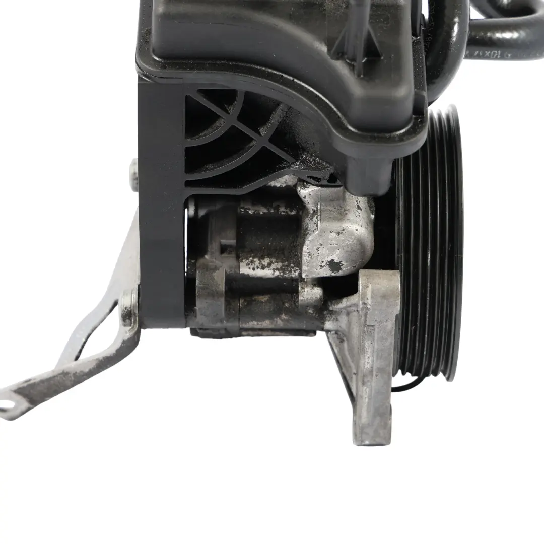 Pompa Servosterzo Mercedes W639 W906 OM651 Unità Meccanica Olio A0064666601