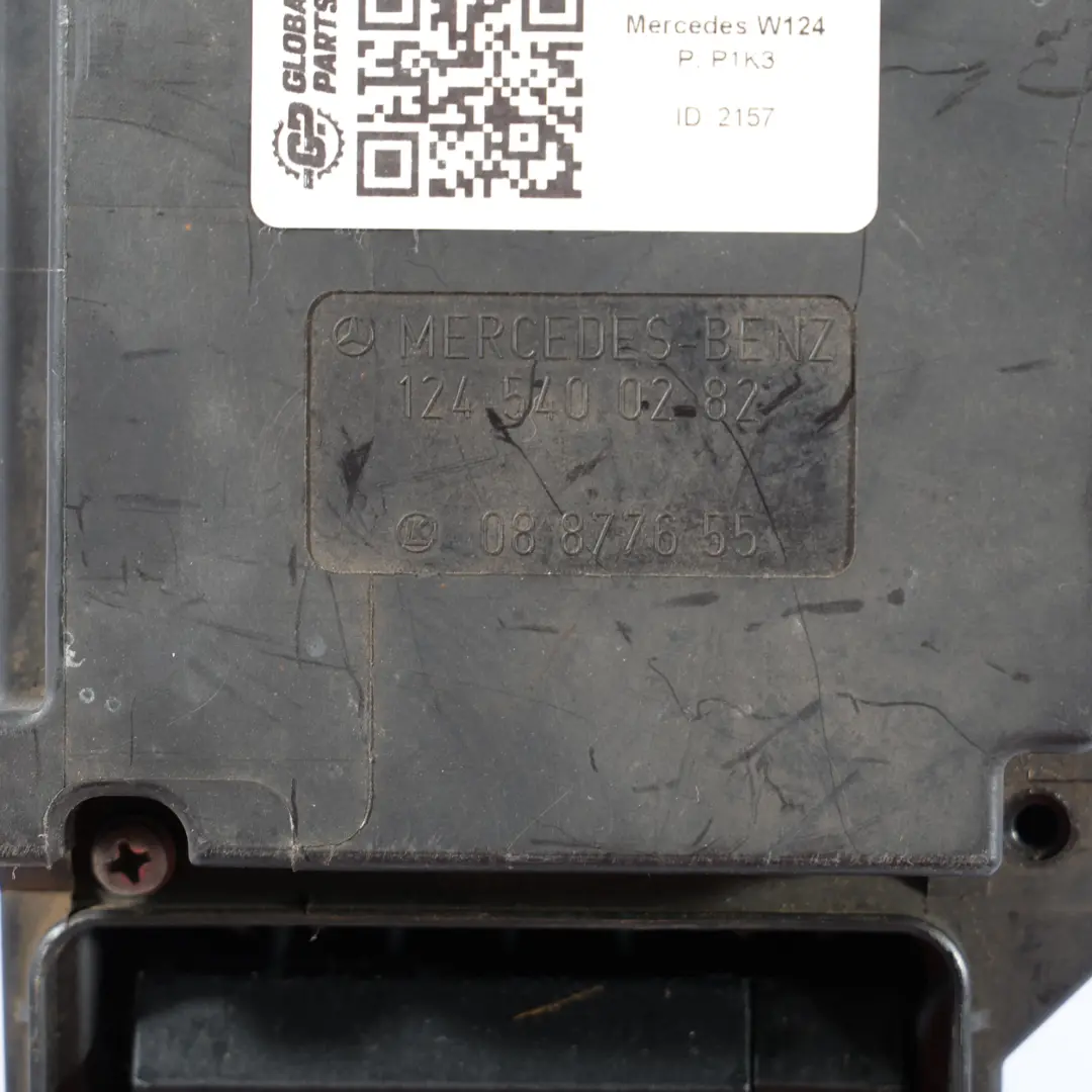 Mercedes W124 M103.940 Caja De Fusibles Del Motor Módulo Unidad A1245401850