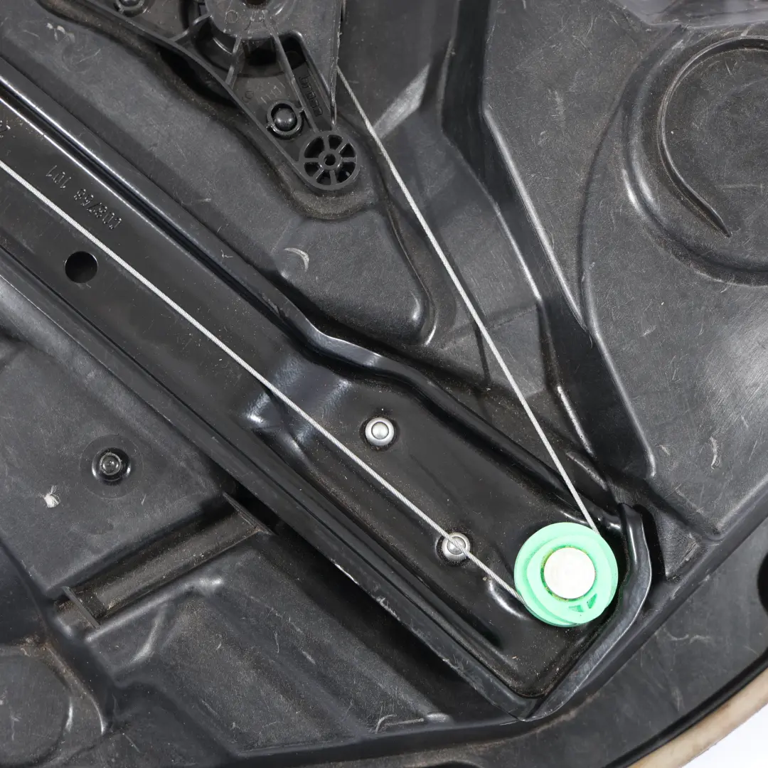 Mercedes W205 Heckscheibenregulator Hebeplatte Rechts A2057308001