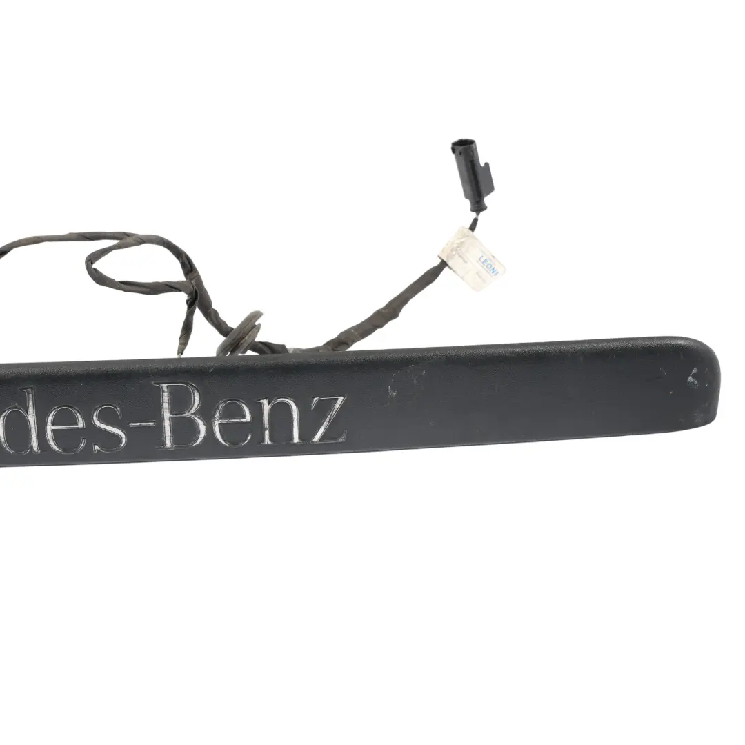 Listwa Bagażnika Czarna Mercedes W639 - SKU A6397432630-1 - Numer Części A6397432630
