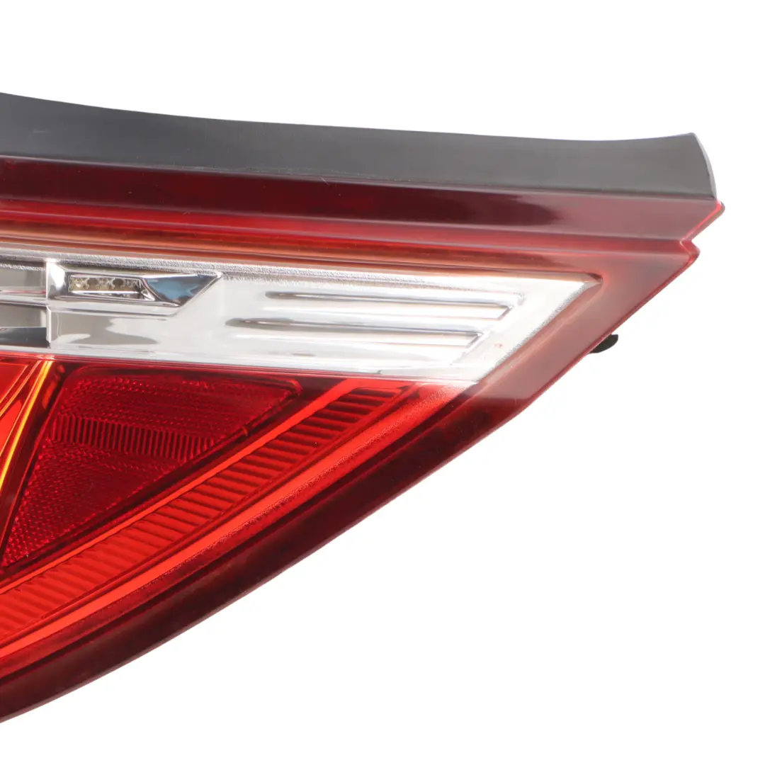Lamp Hatch Tailgate Light Left Right N/O/S Set BMW E60 Rear - SKU SYN-J001-E - Part number SYN-J001-E