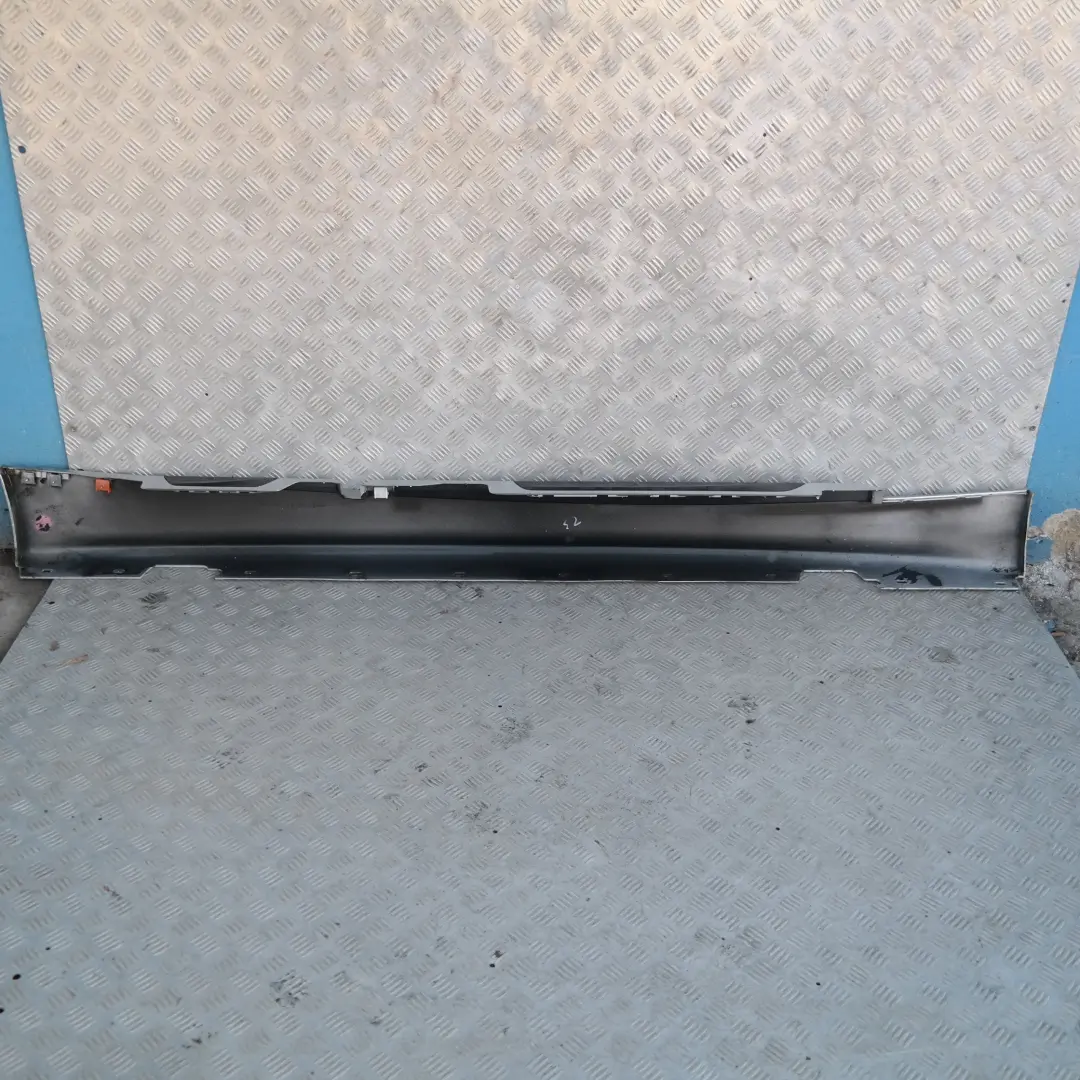 BMW 1 E87 Bas de porte Couverture Appuis de gauche Argent titane Sliber