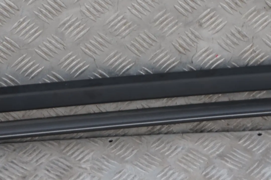 Listwa ozdobna dachu reling prawy BMW E61 E61N