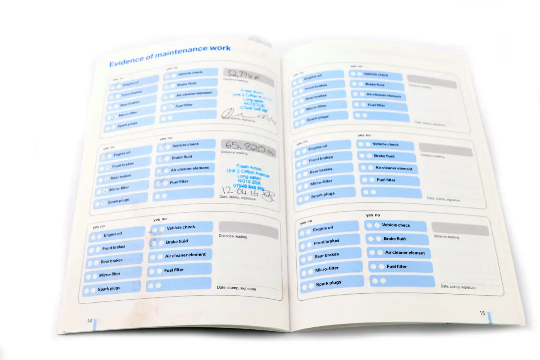 BMW 1 Series 1 E81 E87 LCI Service Booklet Owner's Handbook Player Instructions