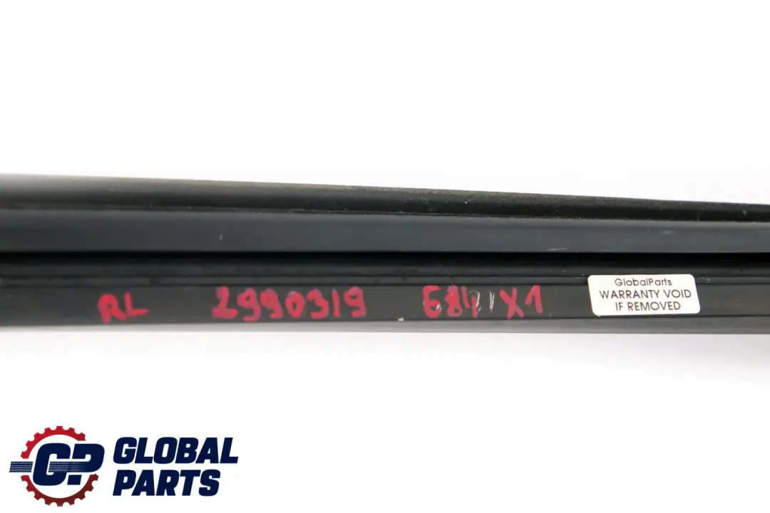 BMW X1 E84 Joint de guide de fenetre Porte arriere gauche 2990319