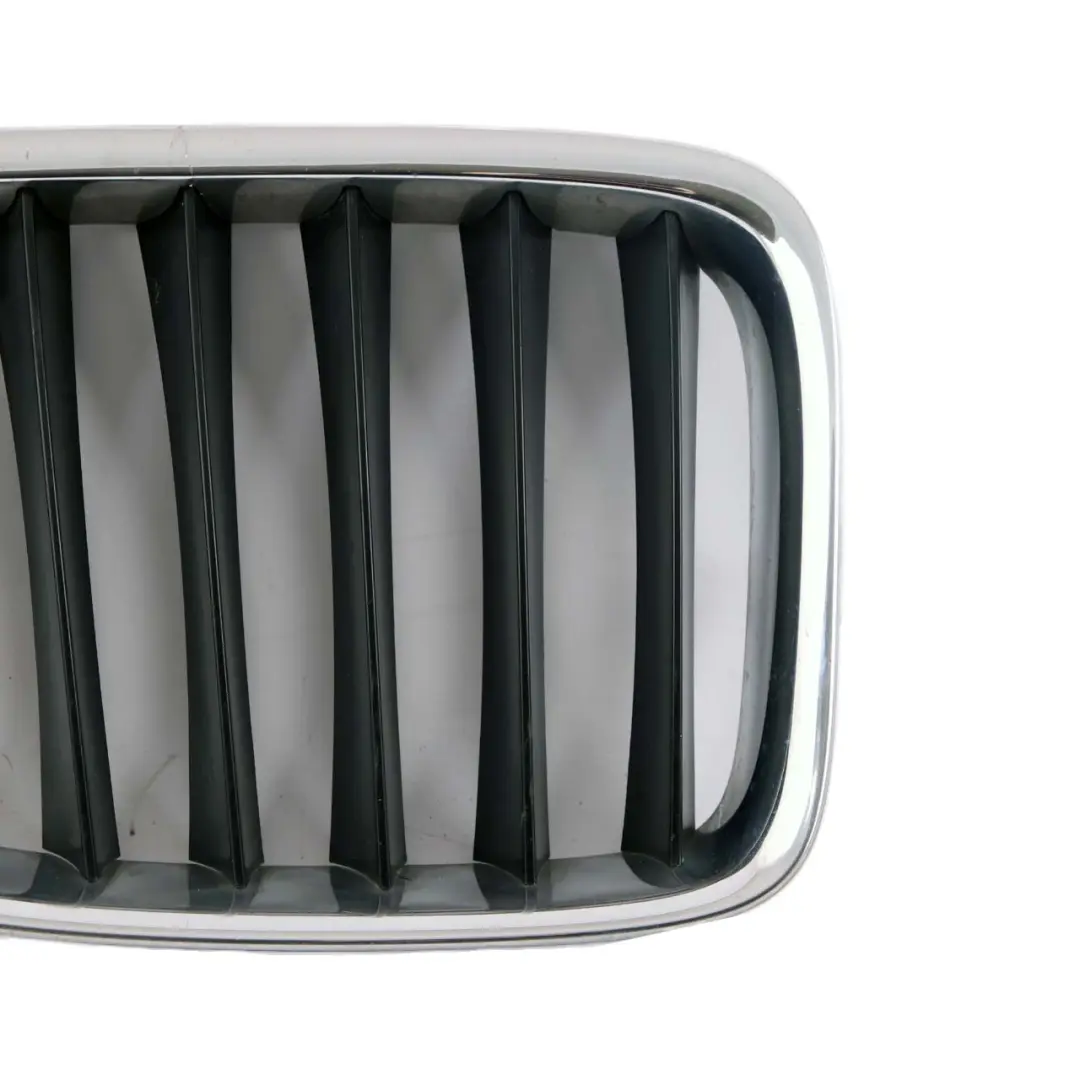 BMW X1 E84 Prawa Kratka Nerka Grill Czarny Chrom