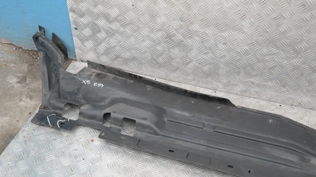 BMW X5 Series E53 Rear Left N/S Underbody Panelling Trim Panel Cover 8402437