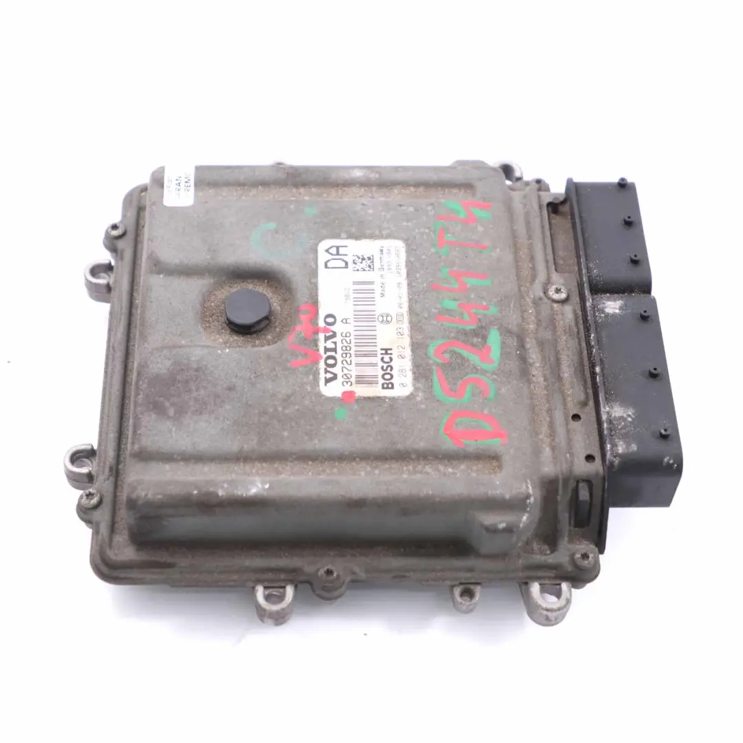 Volvo V70 2.4 D5244T4 Dieselmotor Steuergerät ECU 30729826A Schaltgetriebe