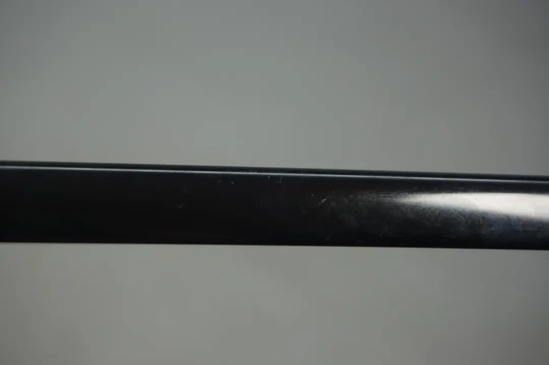 BMW X5 Series E53 Finisher Side Window Rear Left N/S schwarz 8402587