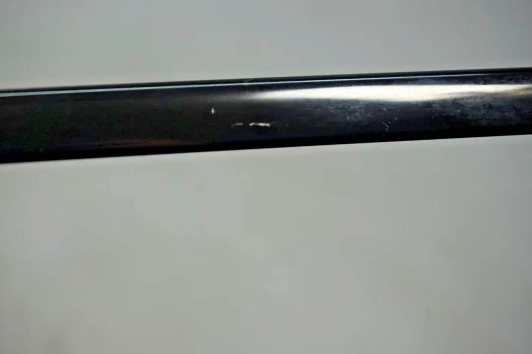 BMW X5 Series E53 Finisher Side Window Rear Left N/S schwarz 8402587