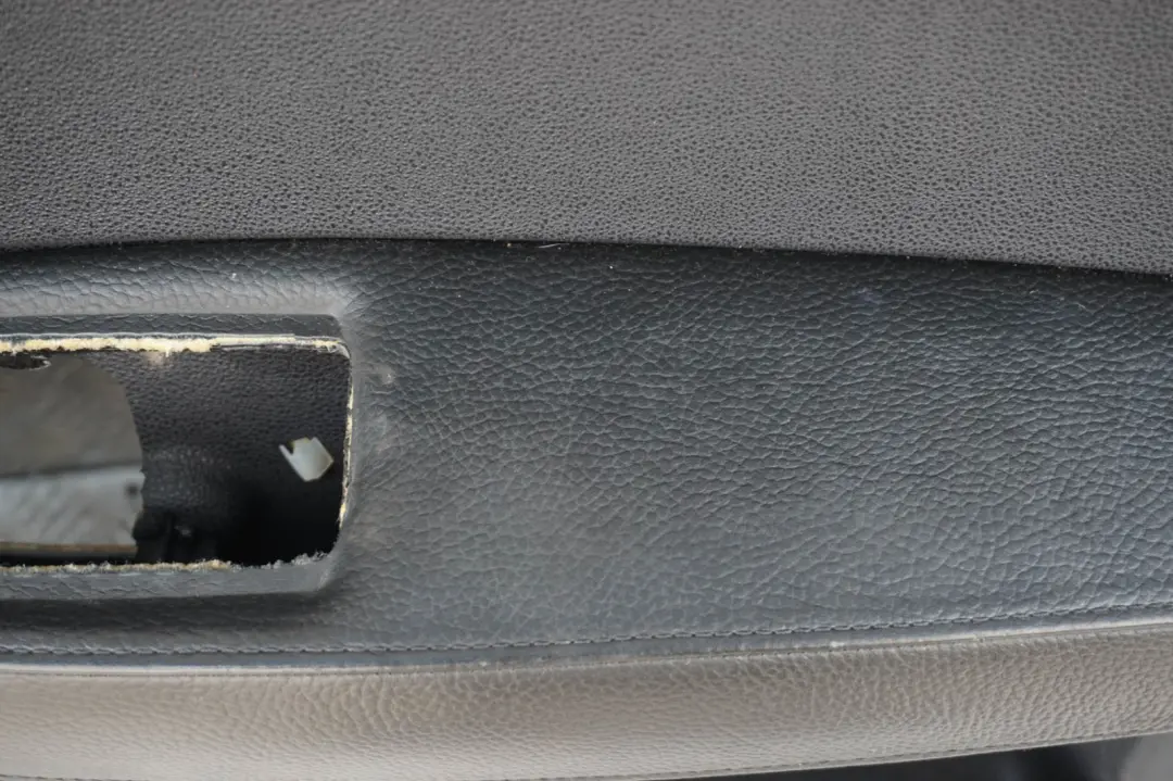 BMW X3 Series E83 Front Right O/S Door Card Lining Leather Black Ambiente