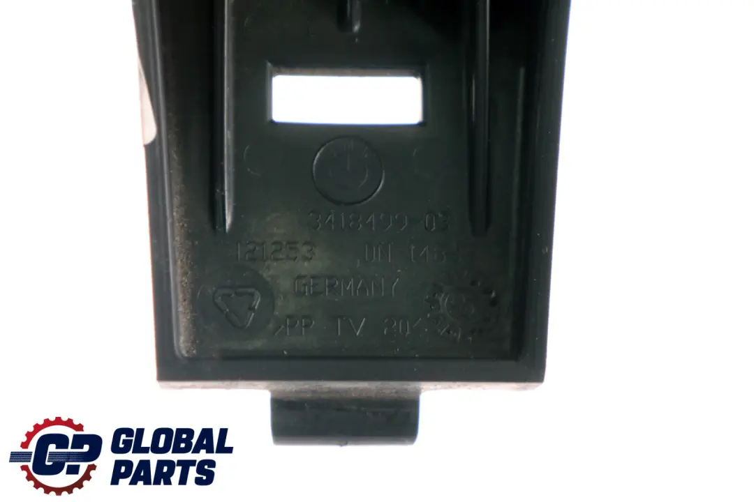 BMW X3 E83 LCI Soporte Parachoques Trasero Soporte O/S 3418499