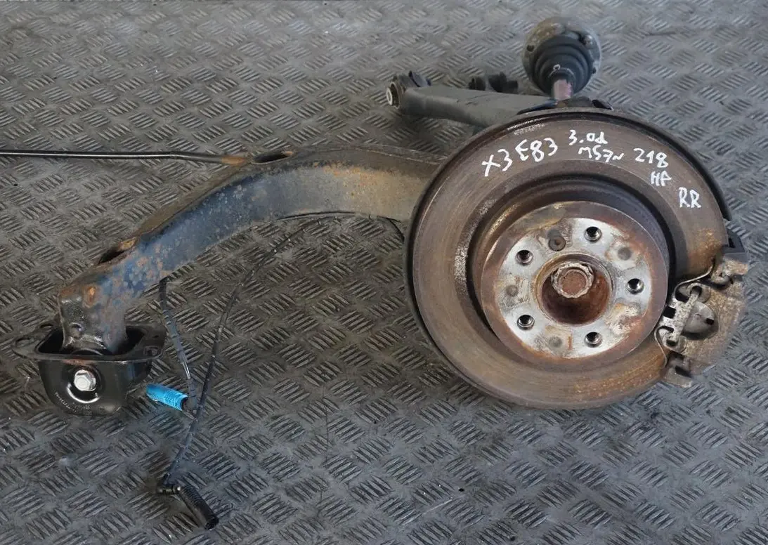 BMW X3 Series E83 3.0d M57N2 Rear Right O/S Suspension Leg Arm Brake Disc