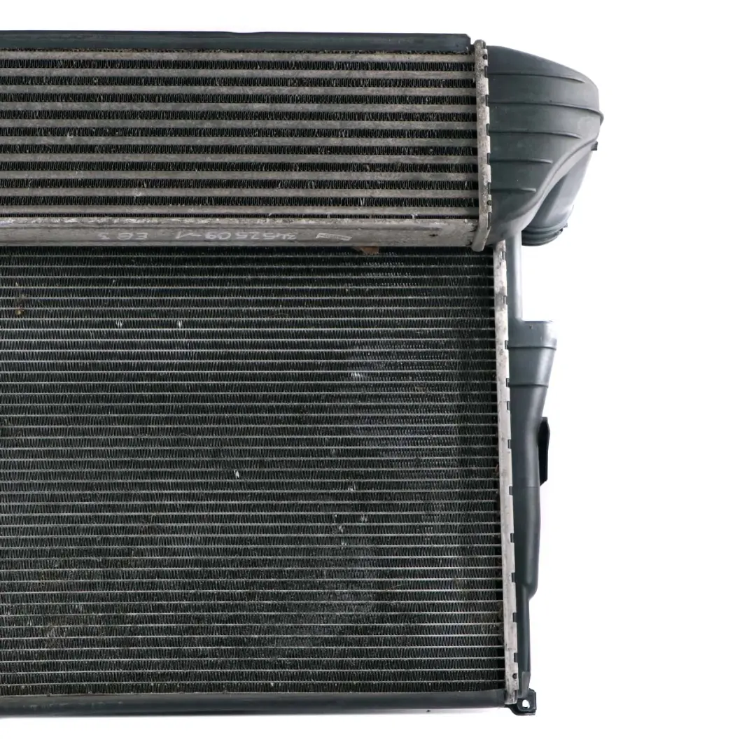 BMW X3 E83 Complete Set Engine Radiator Fan with Housing Diesel 400W