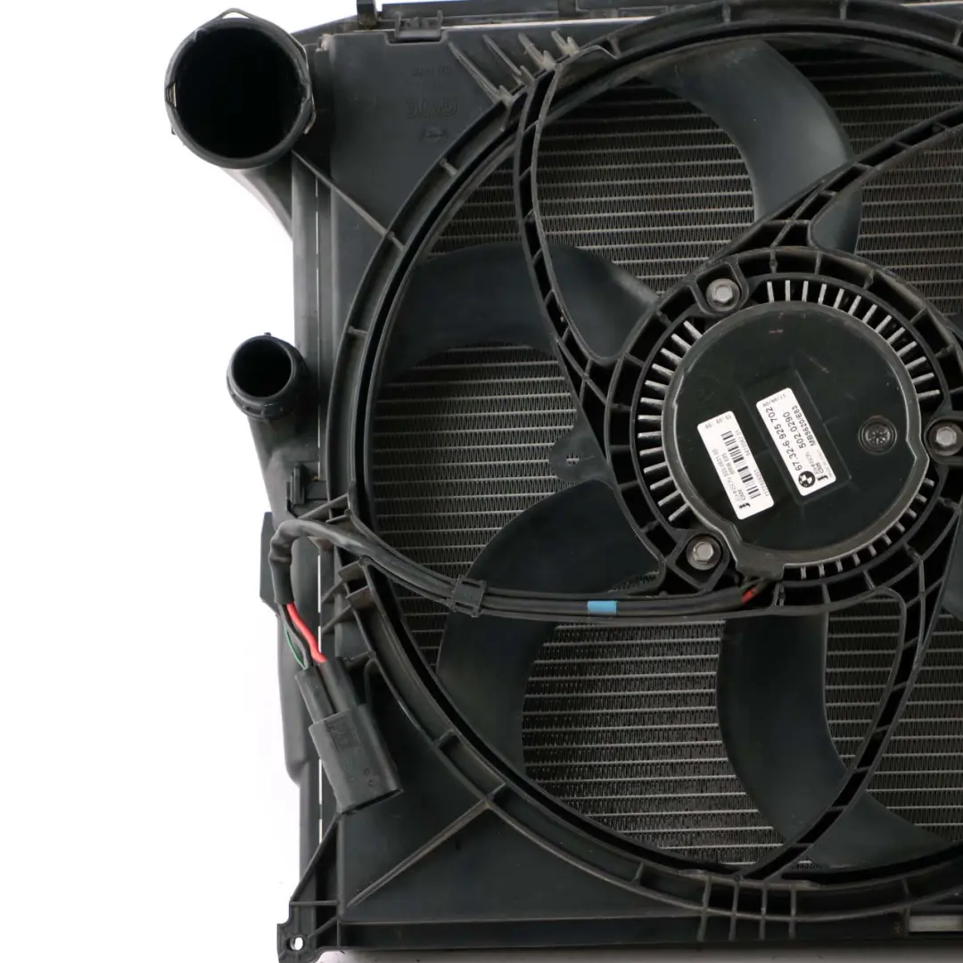 BMW X3 E83 Complete Set Engine Radiator Fan with Housing Diesel 400W