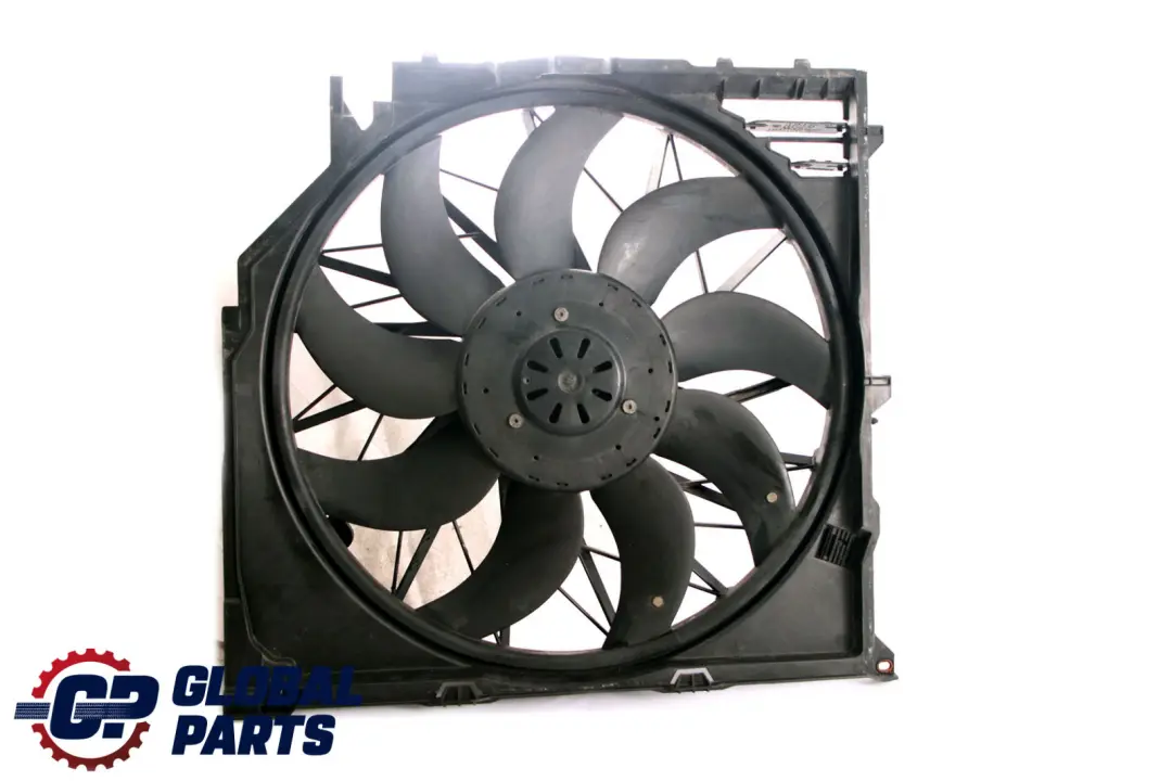 BMW X3 Series E83 2 Engine Cooling Radiator Fan Housing With Fan 400W 3452509