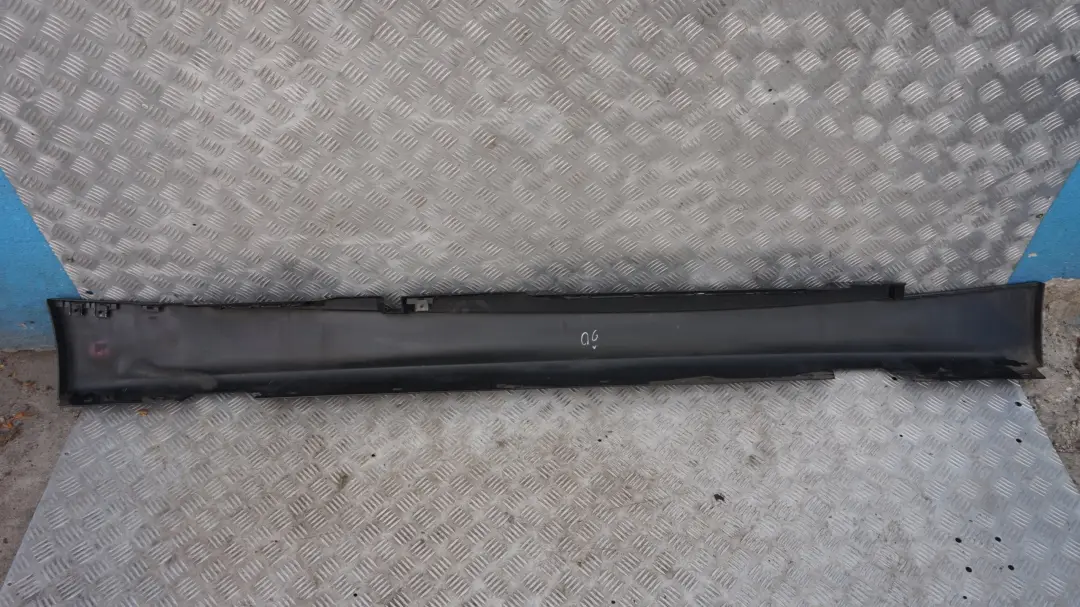 BMW E87 Bas de porte Couverture Seuil gauche Noir Saphir Metallique 475