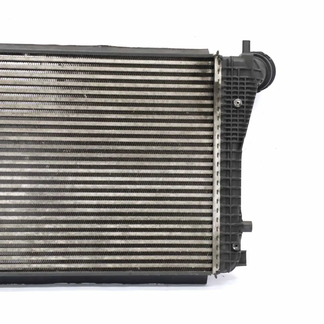 Volkswagen Passat Chłodnica Powietrza Intercooler