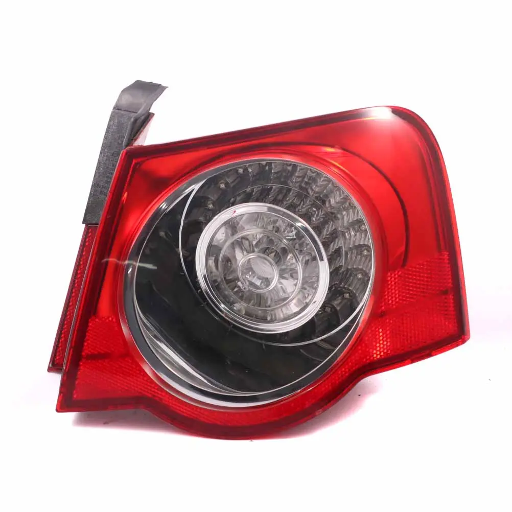 VW Volkswagen Passat B6 Saloon Rear Lamp Right O/S Tail Light 3C5945096H