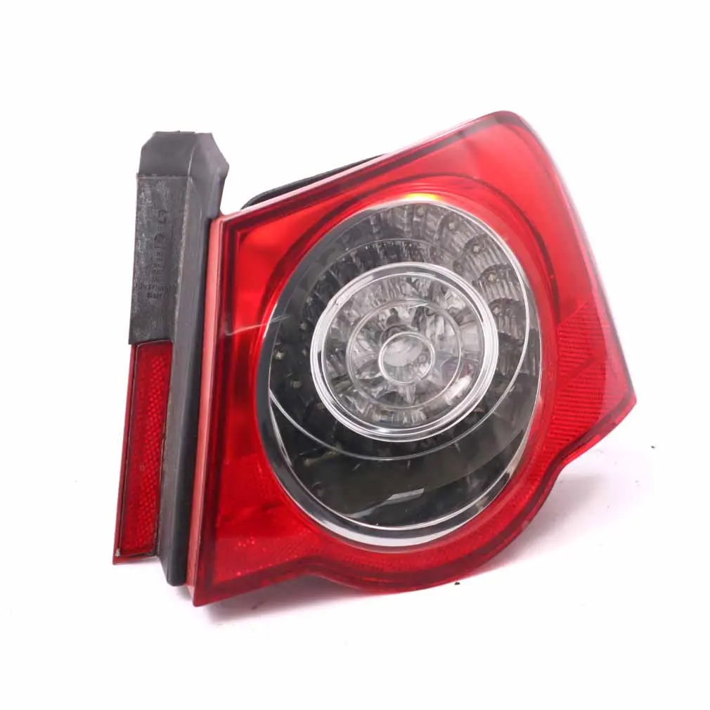 VW Volkswagen Passat B6 Saloon Rear Lamp Right O/S Tail Light 3C5945096H