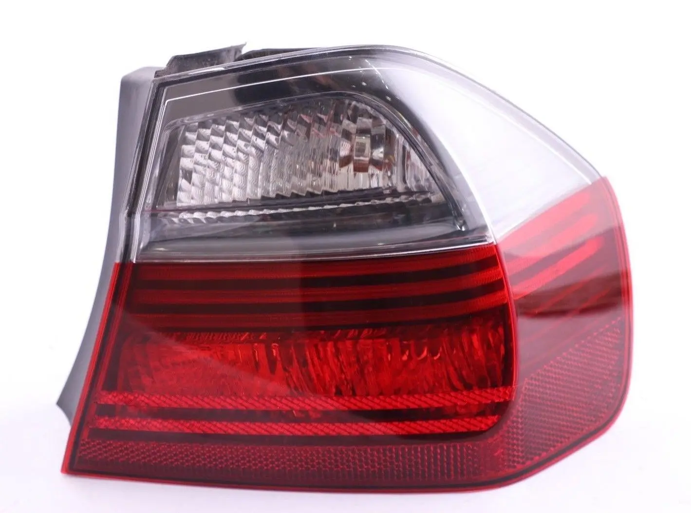 BMW 3 SERIES E90 Rear Light Lamp In The Side Panel Rear Right O/S 0406880