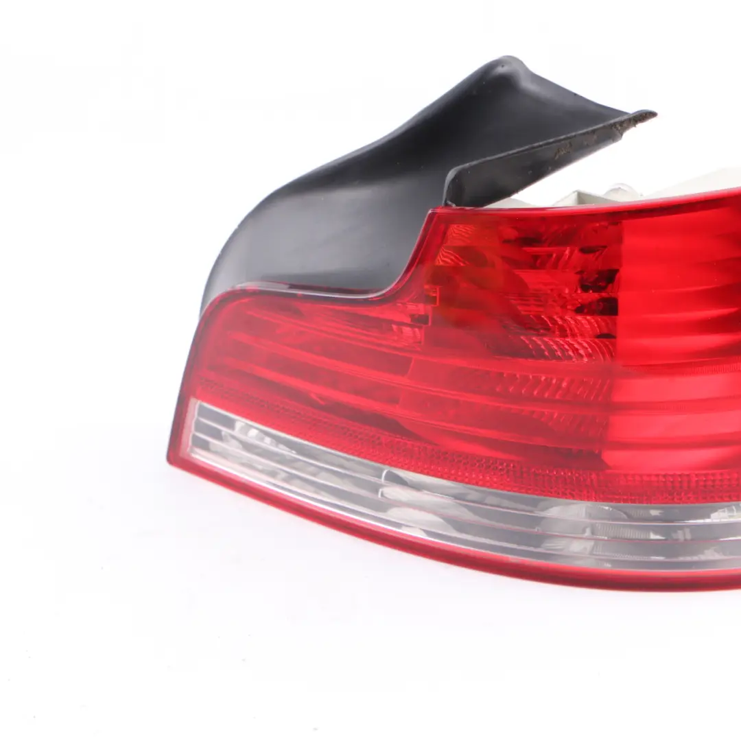 £Rear Lamp BMW E82 Coupe E88 Convertible Tail Light Right O/S Side Panel 4869810