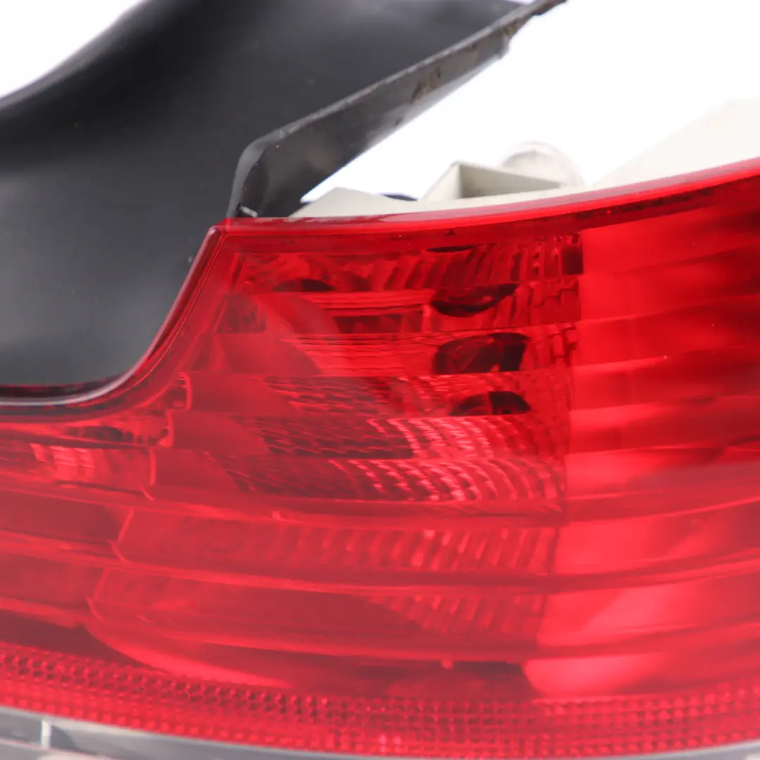 £Rear Lamp BMW E82 Coupe E88 Convertible Tail Light Right O/S Side Panel 4869810