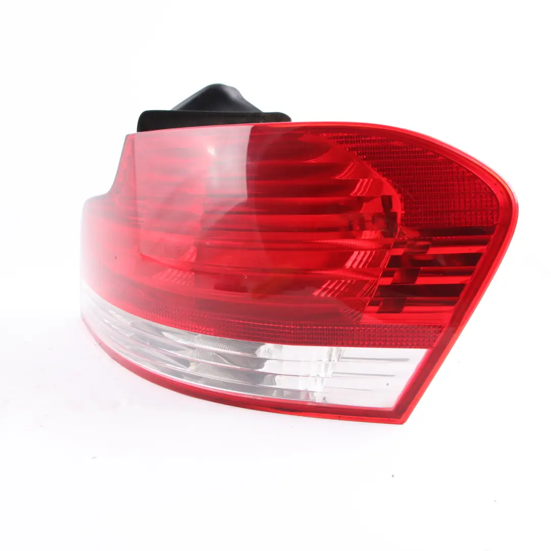 £Rear Lamp BMW E82 Coupe E88 Convertible Tail Light Right O/S Side Panel 4869810