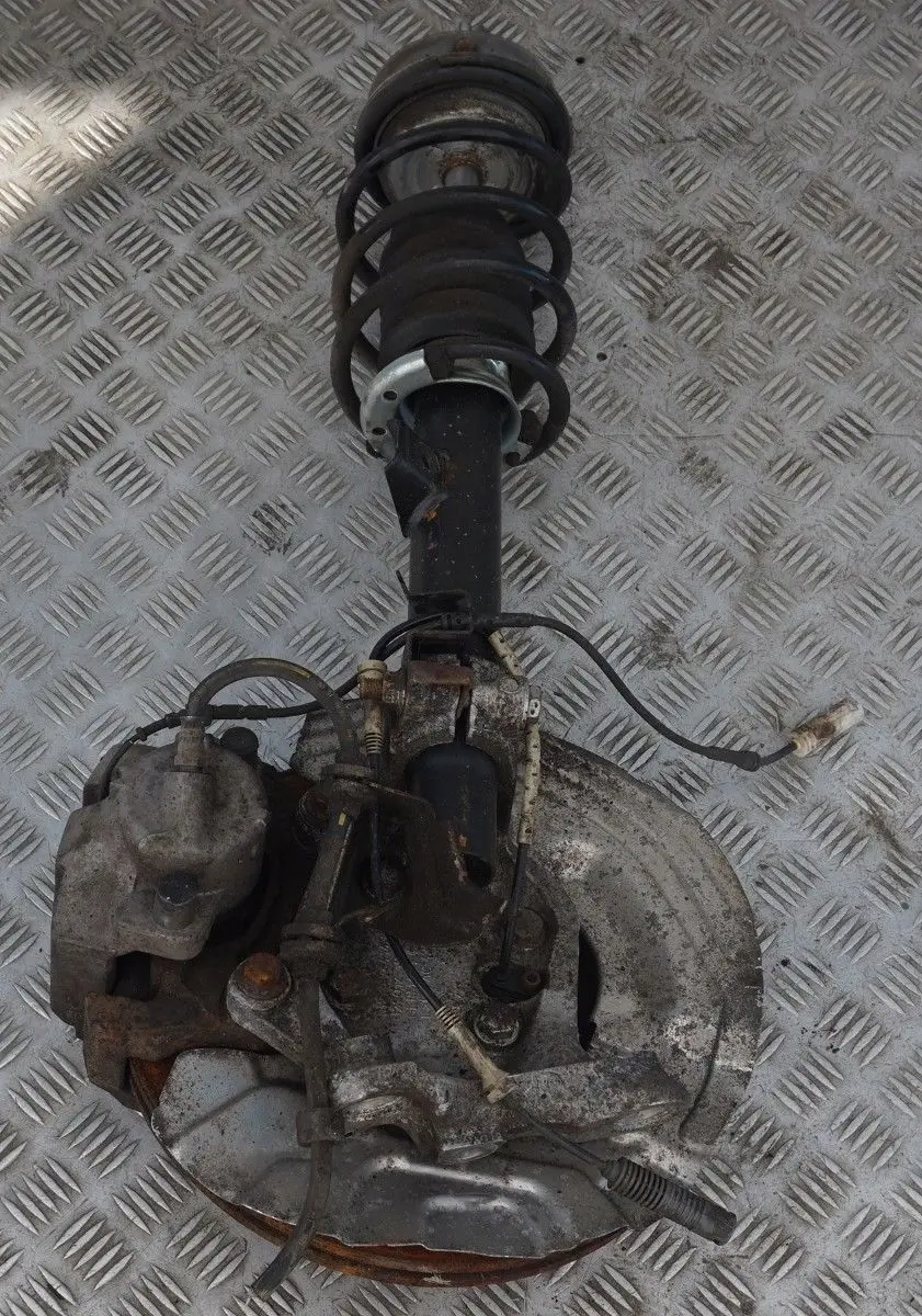 BMW E91 330d M57N2 Delantero Izquierdo Muelle Strut Freno Suspensión Pierna Hub