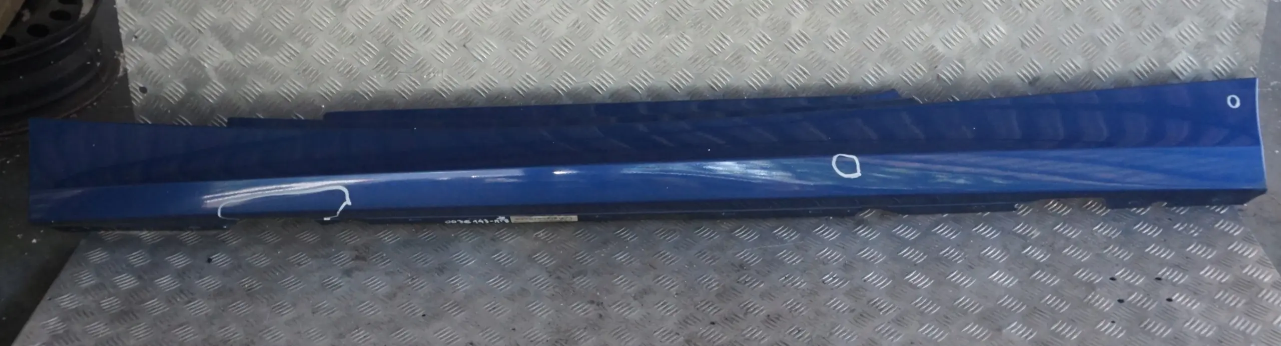 BMW E81 E82 E88 Bas de Porte Couverture Seuil A Gauche Bleu Montego Bleu