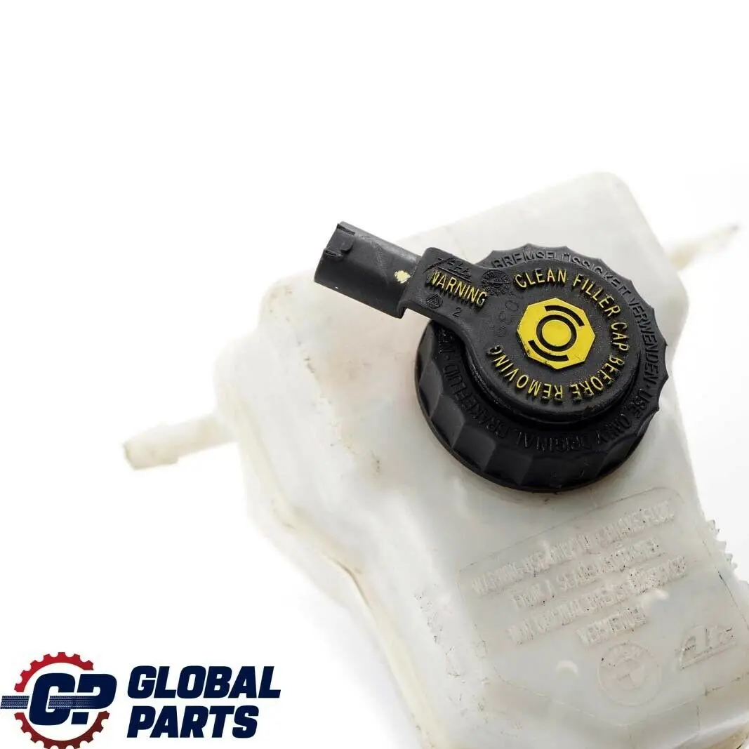 BMW 1 3 Series E81 E82 E87 E90 E91 E92 E93 Expansion Tank Brake Fluid Reservoir