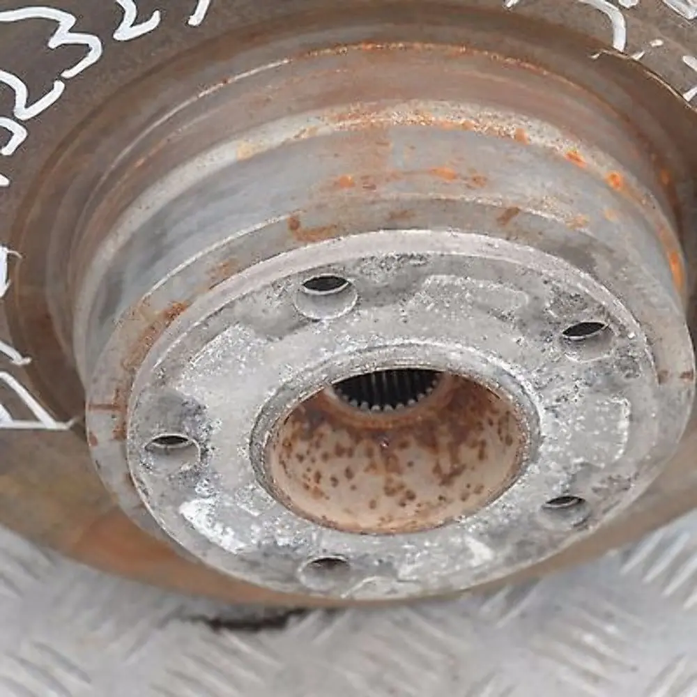 N52 Rear Right Suspension O/S Brake Disc Hub Caliper BMW 3 Series E90 325i - SKU 6768697 - Part number 6768698
