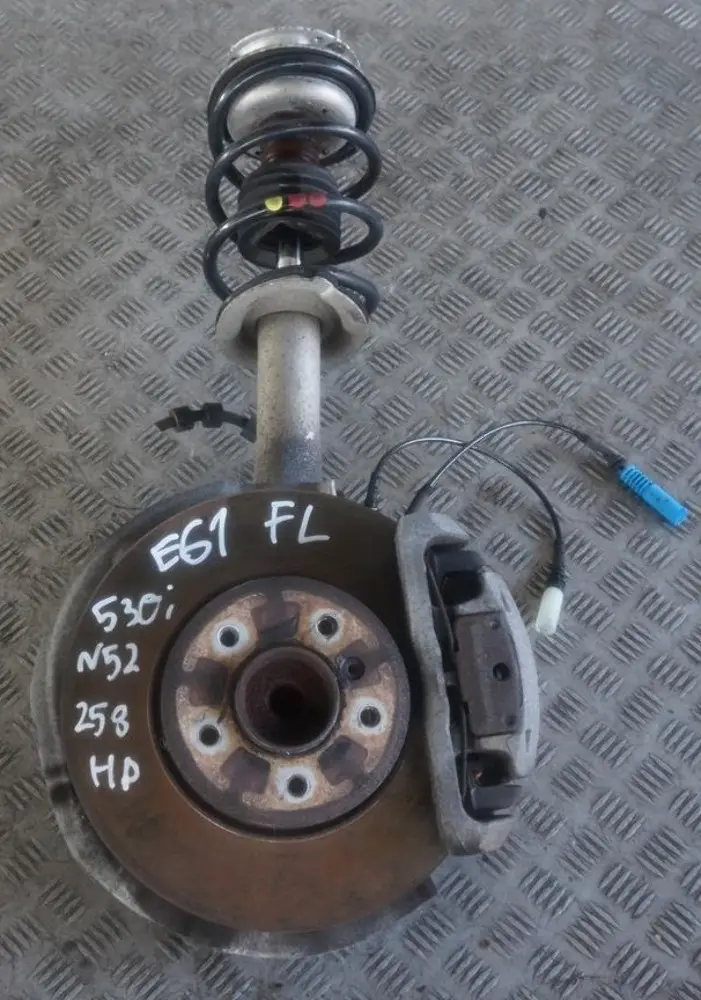 BMW 5 E61 Touring 530i N52 Front Left N/S Spring Brake Suspension Leg Hub