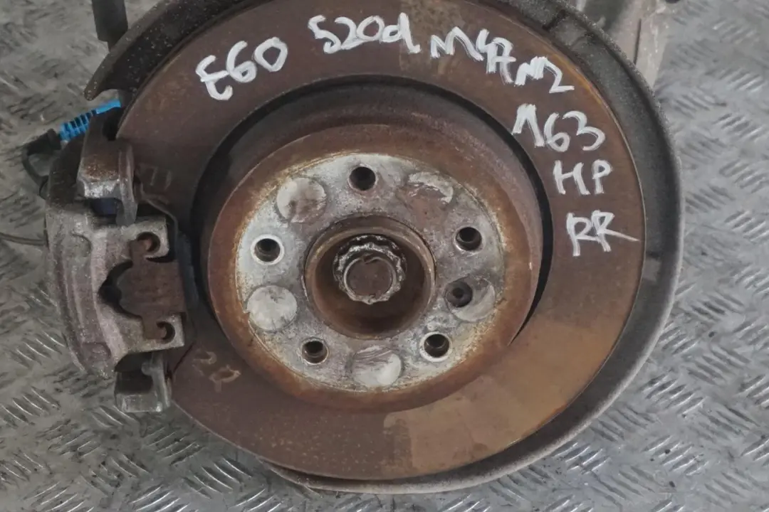 *BMW 5 E60 520d M47N2 Schwenklager Radträger Bremssattel Hinten Rechts